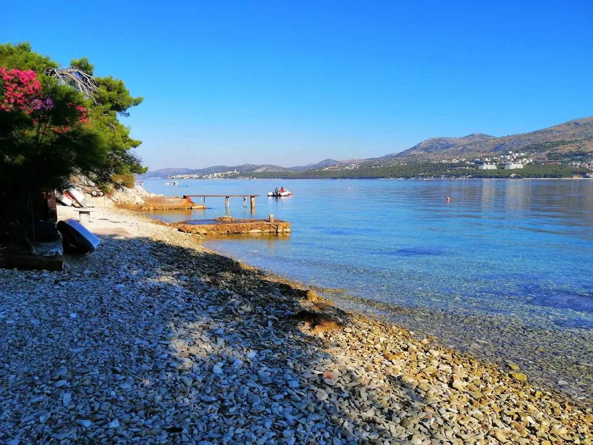 1 Bedroom Amazing Apartment In Trogir Kroatien