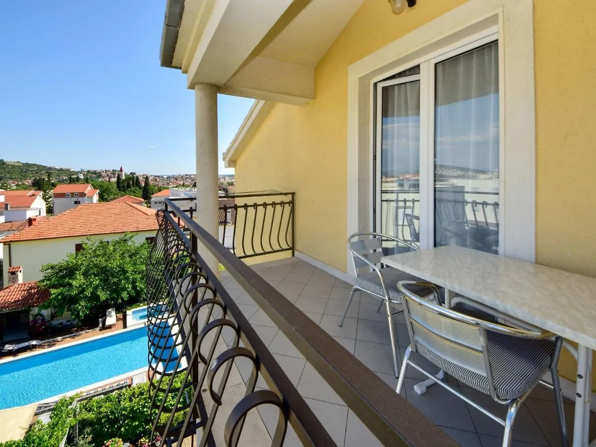 1 Bedroom Amazing Apartment In Trogir