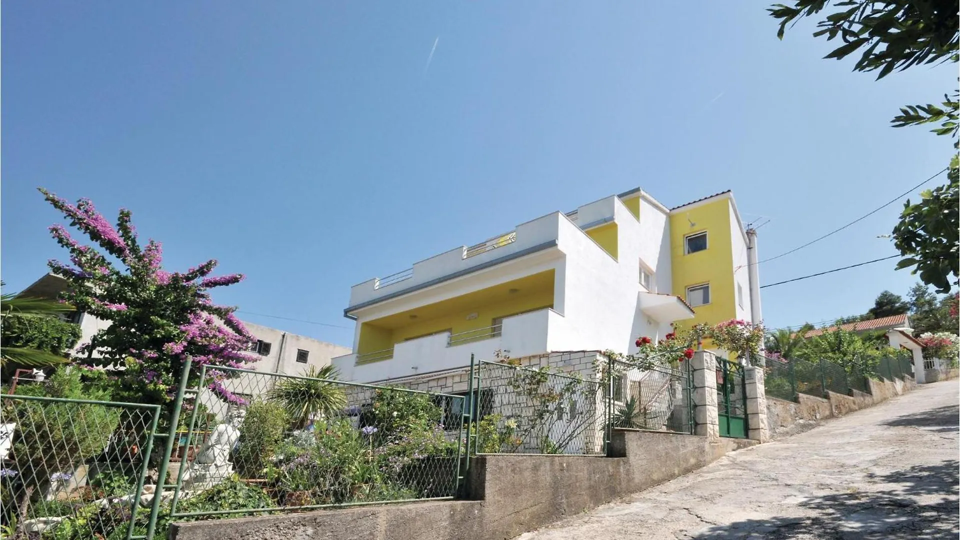 1 Bedroom Amazing Apartment In Trogir 0*,  Kroatien
